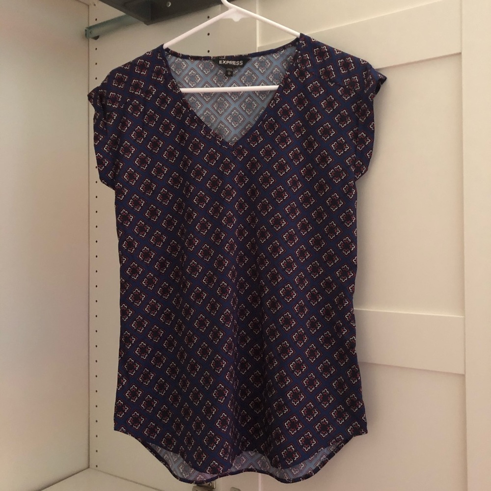 Express Diamond Floral Blouse